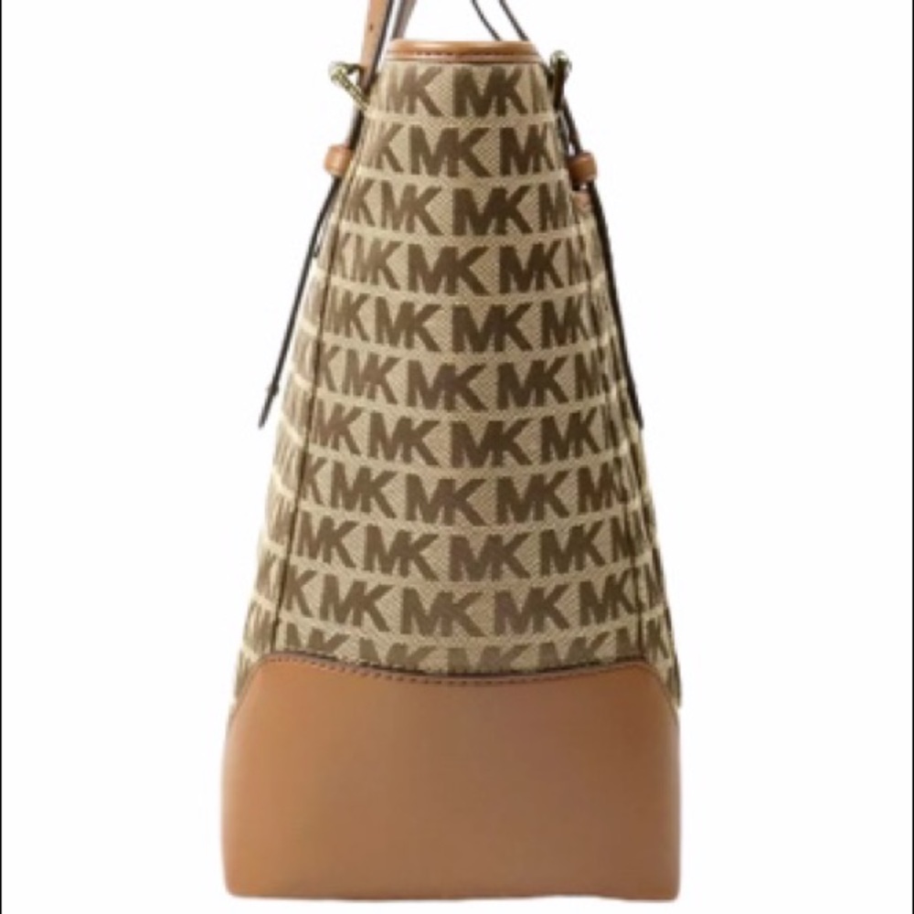 Gaby’sBags 👜💕NWT Michael Kors Large Tote Brown - Picture 5 of 7